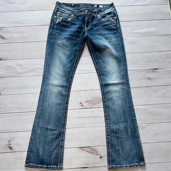 Miss me Women's Blue Jeans with Embellished Pockets size 30 - Picture 4 of 6